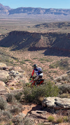 Dirt bike guide and rental bikes for Southern Utah tours near Zion